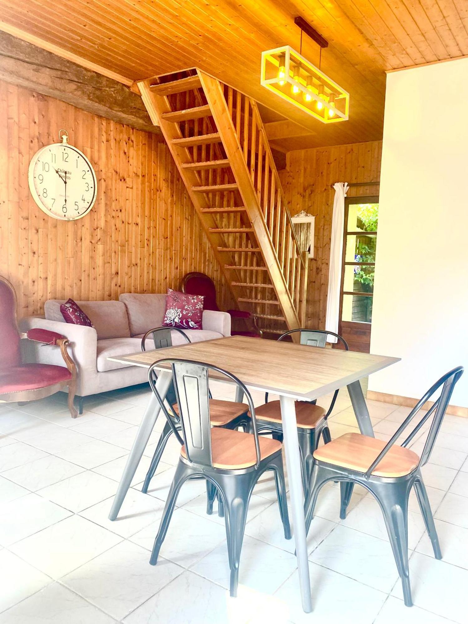 Camping La Ferme De Perdigat Limeuil Eksteriør bilde
