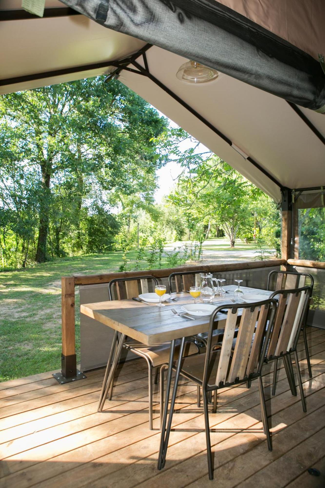 Camping La Ferme De Perdigat Limeuil Eksteriør bilde